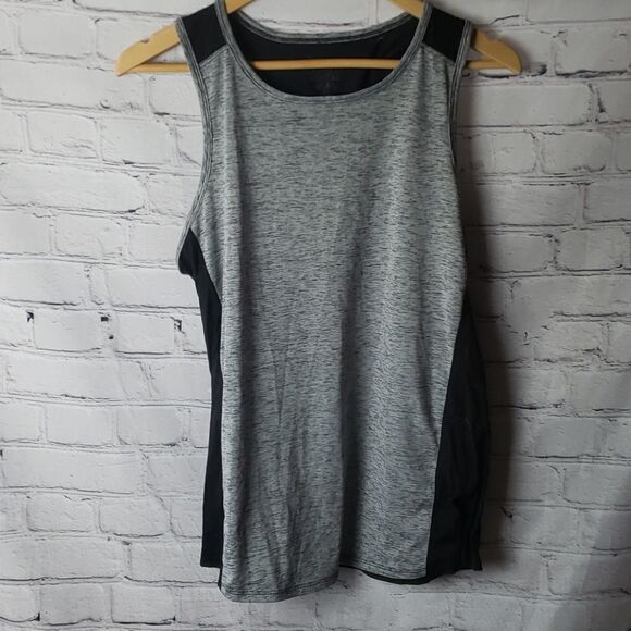 Sports Top  - Picture 1 of 3
